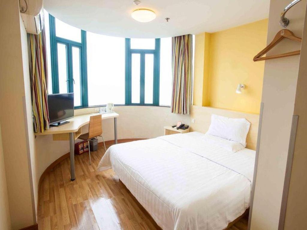 7 Days Inn Shanghai Minhang Dongchuan Road Jiaotong University Экстерьер фото